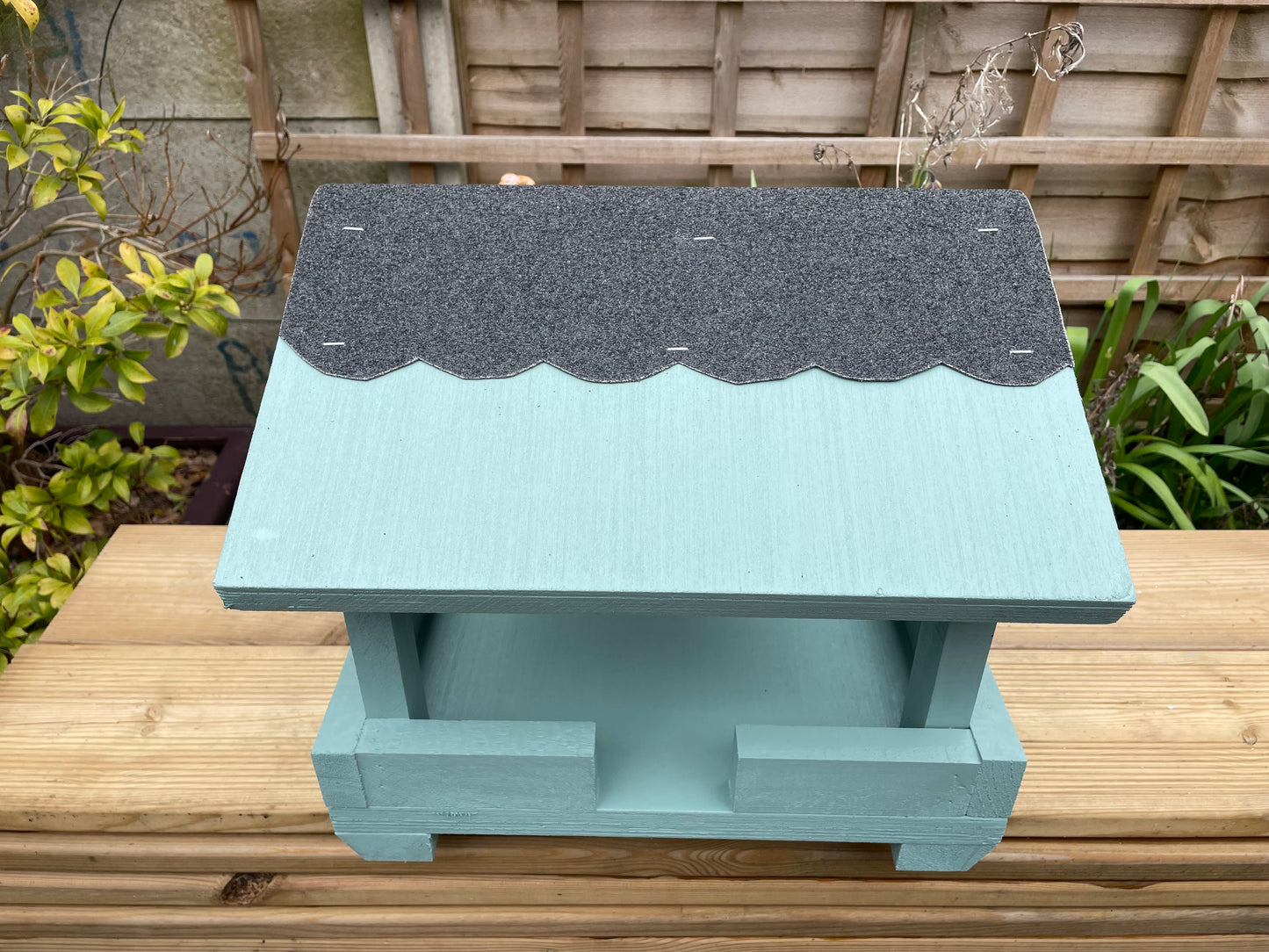 Garden Bird Feeder Table Top - pastel colour seagrass