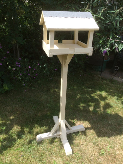 Bird Feeder Table - All Country Cream