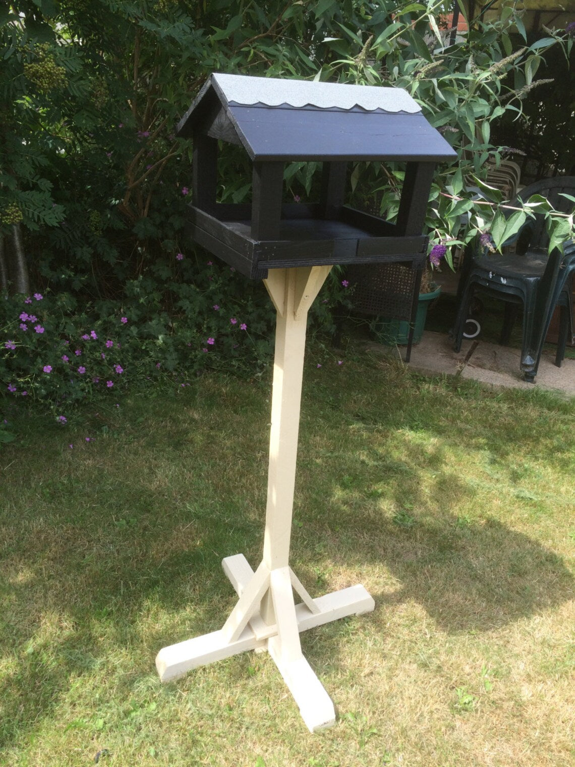 Bird Feeder Table - Black Ash and Country Cream