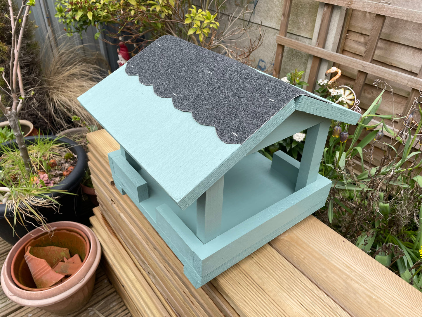 Garden Bird Feeder Table Top - pastel colour seagrass